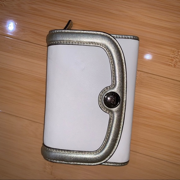 Coach wallet - Picture 1 of 8